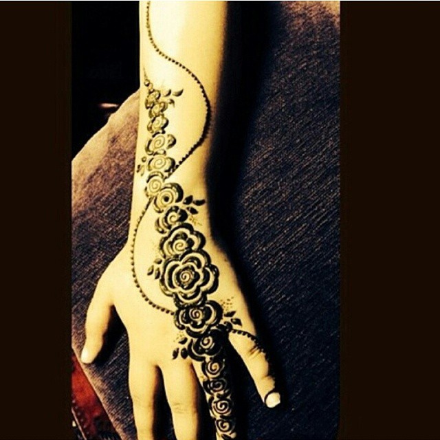 10881738_330467707149820_224885830_n