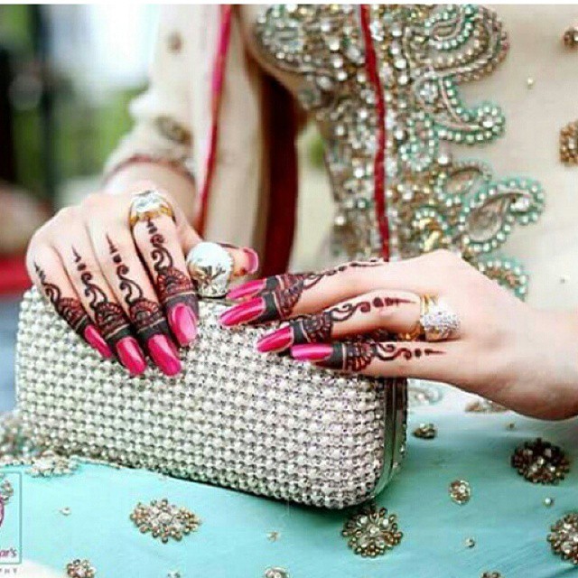 10882069_872716369440025_272181400_n