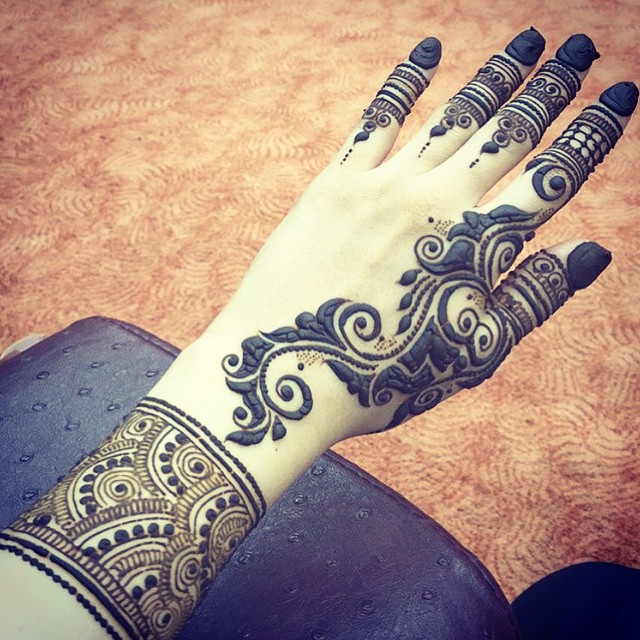 10919354_427763407389534_1275816875_n