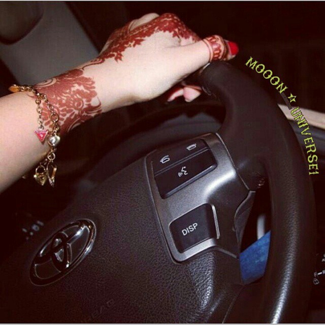 1599073_1610942405804714_1373330685_n