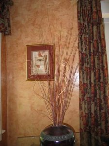 189679_208513105827804_100000073490675_8-1