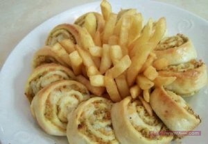 1471234_614234948624134_823127493_n-700x483