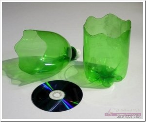 amazing_tomato_planter_step_2_thumb[3]