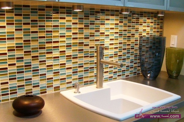 موديلات ملونة لسيراميك مطابخ روعة glass tile 6 600x400 موديلات ملونة لسيراميك مطابخ روعة