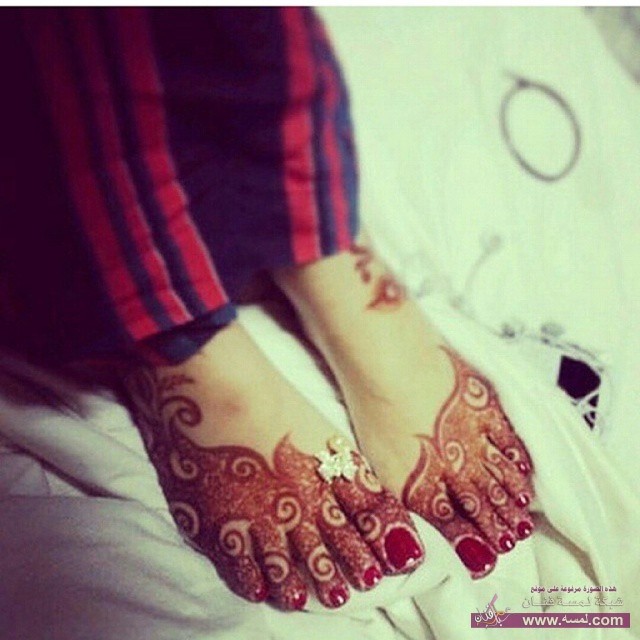 1538371_1601927260035669_1344636549_n