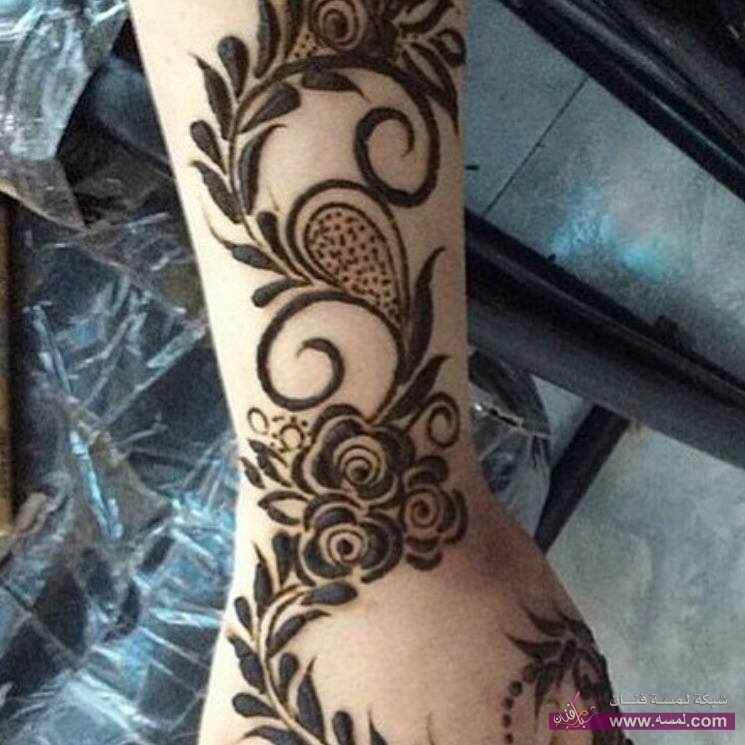 اجمل نقش حناء بالصور 2015 10995350 895614367146405 7606592066562155319 n اجمل نقش حناء بالصور 2015