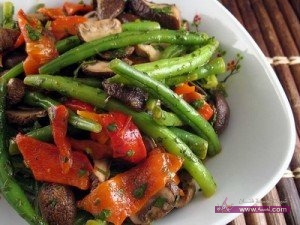 Salad-of-red-pepper-and-mushrooms-300x225