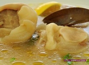 الشوربة-المصرية-”-الكوارع-“-700x510