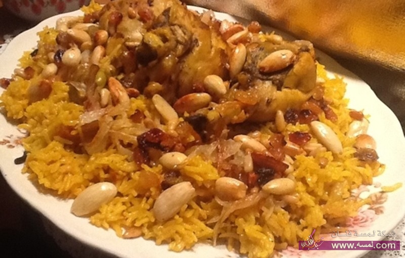 الكبسة-الشهية-بقطع-السمك-800x510
