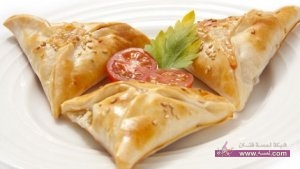 طريقة عمل الفطائر بالجبن abd987257ff0eddc2bc6602538cb3c43 300x169 طريقة عمل الفطائر بالجبن