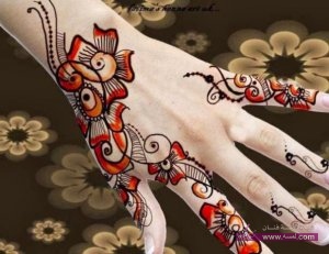 Best-Arabi-Eid-Mehndi-Designs-For-Girls-2014-6