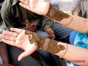 Eid-Mehndi-Designs-For-Girls-And-Women-9