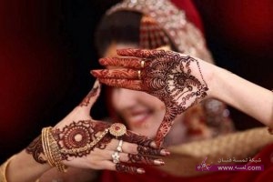 Latest-Arabic-MehndI-designs-11