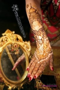 Selected-Bridal-Mehndi-Designs-for-Christmas-Wedding-New-Year-2014-8