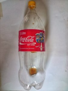 كيفية الزراعة فى زجاجات المياه البلاستيك الفارغة الزراعة فى الزجاجات البلاستيكية 2 225x300 كيفية الزراعة فى زجاجات المياه البلاستيك الفارغة