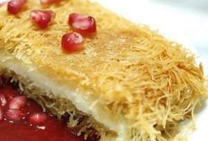 شوربة الدجاج بالذرة كفتة بالتونة والبقدونس والحلويات الكنافة الرمضانية 1003889 528072927248592 2074878945 n 300x203 شوربة الدجاج بالذرة كفتة بالتونة والبقدونس والحلويات الكنافة الرمضانية