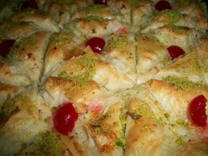 حلويات شامية :: طريقة عمل الكلاج ( وربات / فطير / شعيبيات ) 16 300x225 حلويات شامية :: طريقة عمل الكلاج ( وربات / فطير / شعيبيات )