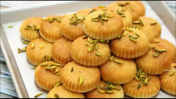 طرق أنواع الكعك و البسكويت و الغريبة للعيد معمول بالتمر طرق أنواع الكعك و البسكويت و الغريبة للعيد