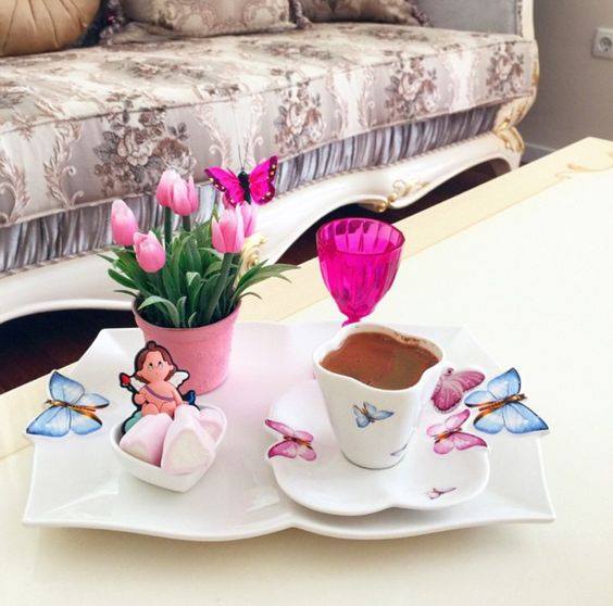 افكار جميله لتقديم العصائر و الشاى و القهوه فى صوانى تقديم 42389537 2244954208872511 246721102078803968 n افكار جميله لتقديم العصائر و الشاى و القهوه فى صوانى تقديم