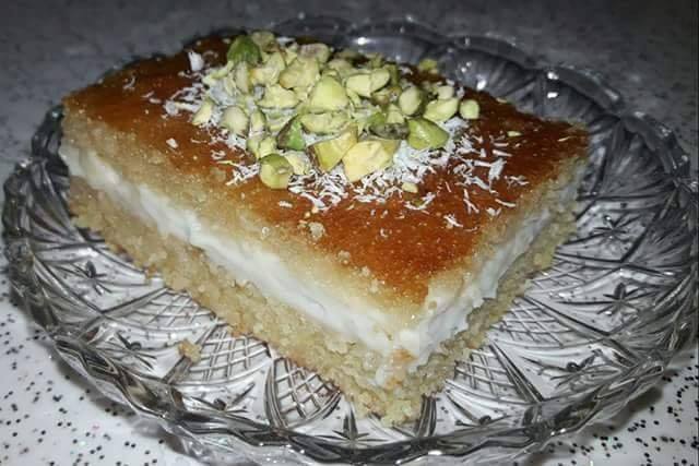 طريقة عمل البسبوسة بحشوة القشطة 39113420 2212162875465416 2386243963771158528 n طريقة عمل البسبوسة بحشوة القشطة