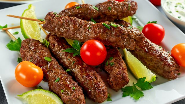 طريقة عمل كفتة اللحمة 59be30ac2309e8a5810949226c0f290ded24a427 طريقة عمل كفتة اللحمة