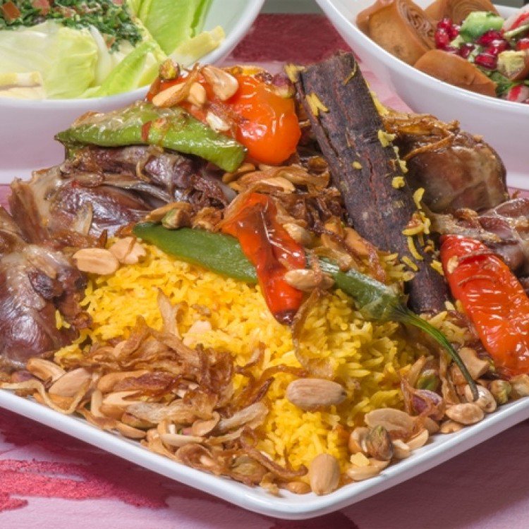 كبسة الأرز بالزعفران مع موزات الغنم الغنية والشهية 8ae87d9b9f2b023e64466e67edc1d030 w750 h750 كبسة الأرز بالزعفران مع موزات الغنم الغنية والشهية