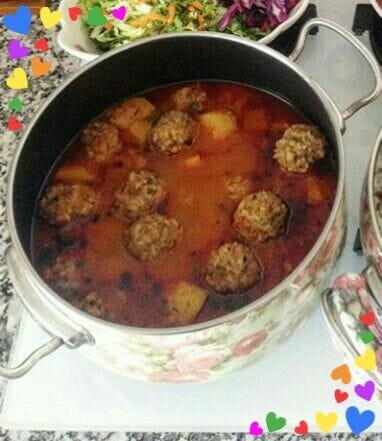 الصالونه اليمنيه (بالدجاج المفروم والبطاط) على أصولها.. 57114825 1238514836312588 6635728243301285888 n الصالونه اليمنيه (بالدجاج المفروم والبطاط) على أصولها..