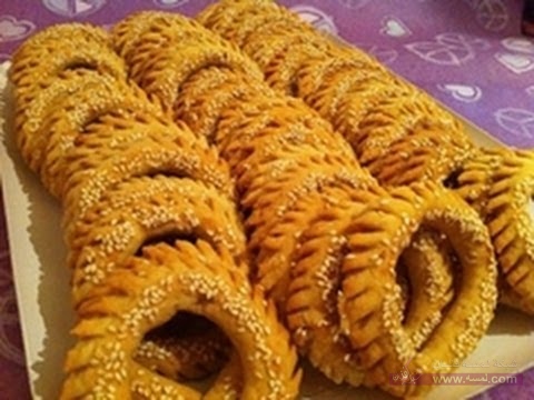 طريقة عمل كعك العيد بالتمر الطري طريقة تحضير كعك مالح بالزبدة طريقة عمل كعك العيد بالتمر الطري