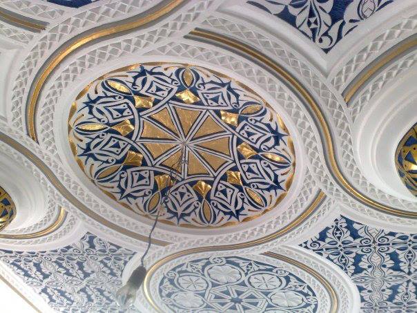 294116_391001204350315_362346244_n