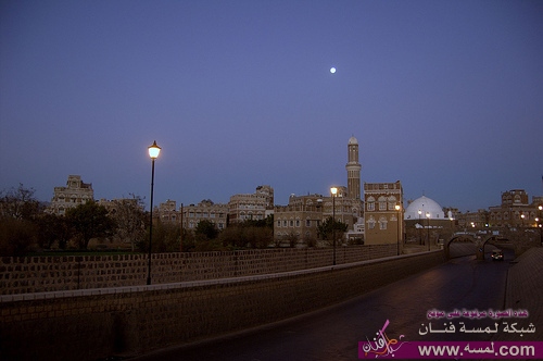 350140896_f2540f289f