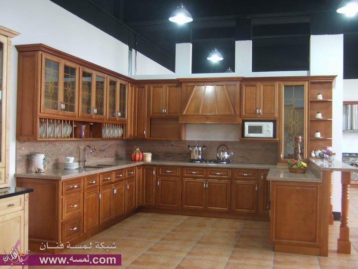 536504_399009763503493_1130862843_n