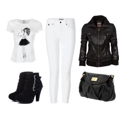 555338_416769461734443_1011557652_n