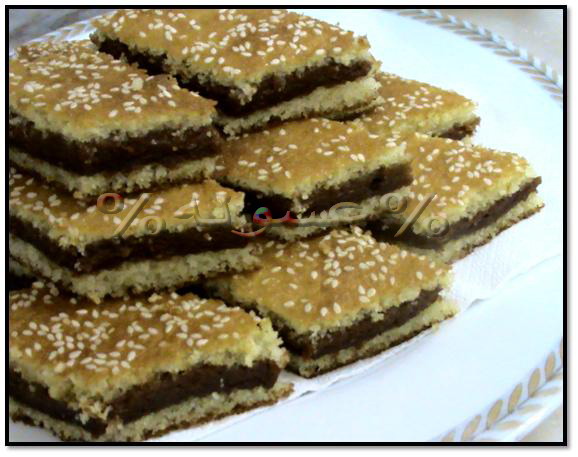 كيك الزبدة المحشو بالتمر 63009757 كيك الزبدة المحشو بالتمر