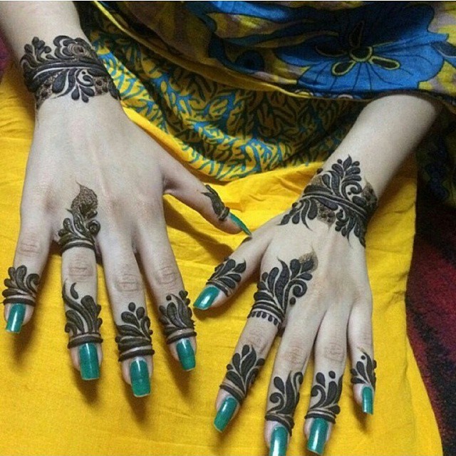 928899_403291939846787_1099133350_n