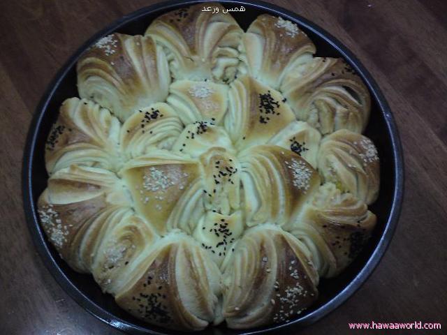 الخبز البلغاري شهي شكلا و طعماً بالصور خطوة خطوة 9bcdb50e068e2cf186aba3f3285913c5 الخبز البلغاري شهي شكلا و طعماً بالصور خطوة خطوة