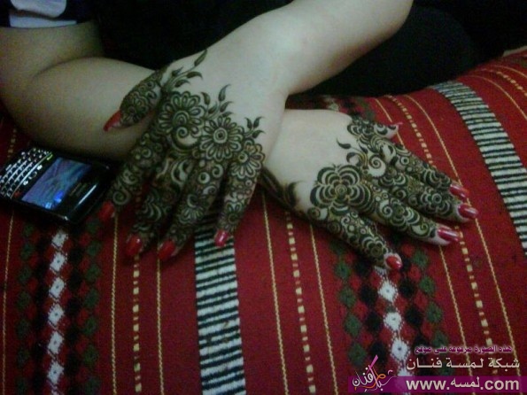 Arabic-Mehndi-Designs-for-Hands41-595x446