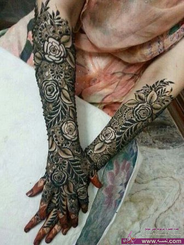 Beautiful-and-Best-Mehndi-Designs-For-Women4