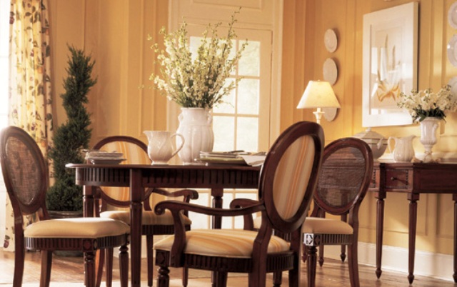 Brown-Dining-Room-Paint-Ideas