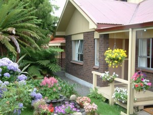Garden-Accessories-300x225