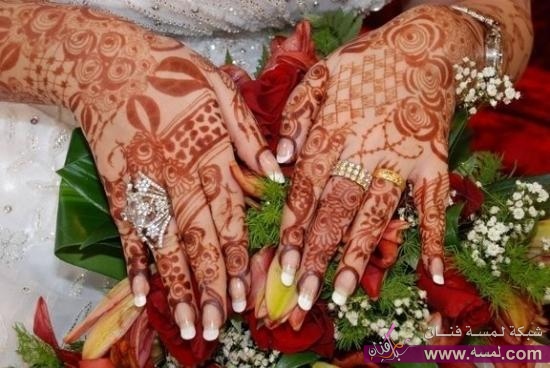 Latest-Beautiful-Valentine’s-Day-Mehndi-Trends-2013-For-Girls-3