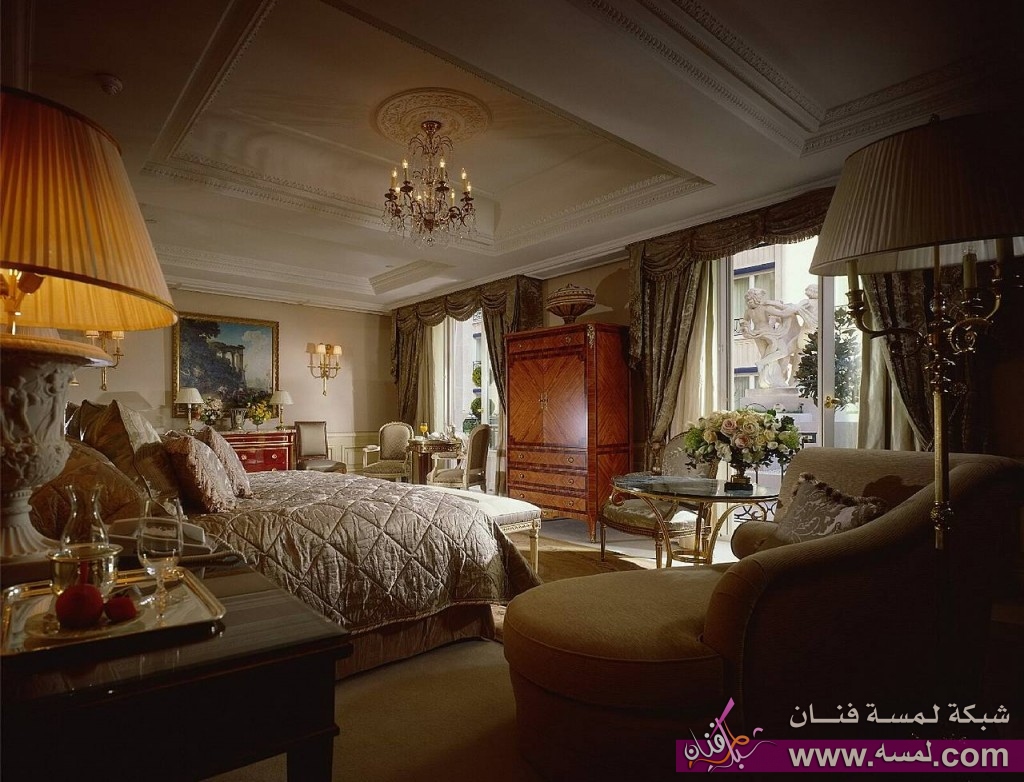 Luxury-bedroom-furniture