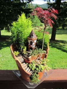 broken-flower-pot-fairy-gardens-171-595x793