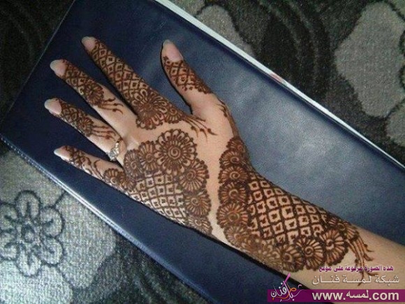 new-stylish-wedding-bridal-indian-mehndi-design-for-girls-hands-feet-best-parties-5